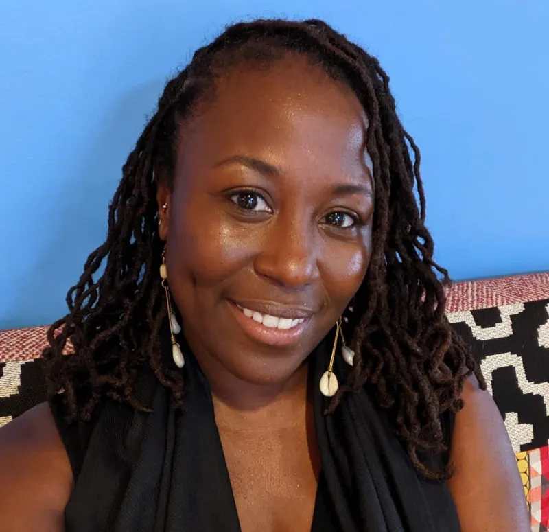 Jennifer Williams Headshot